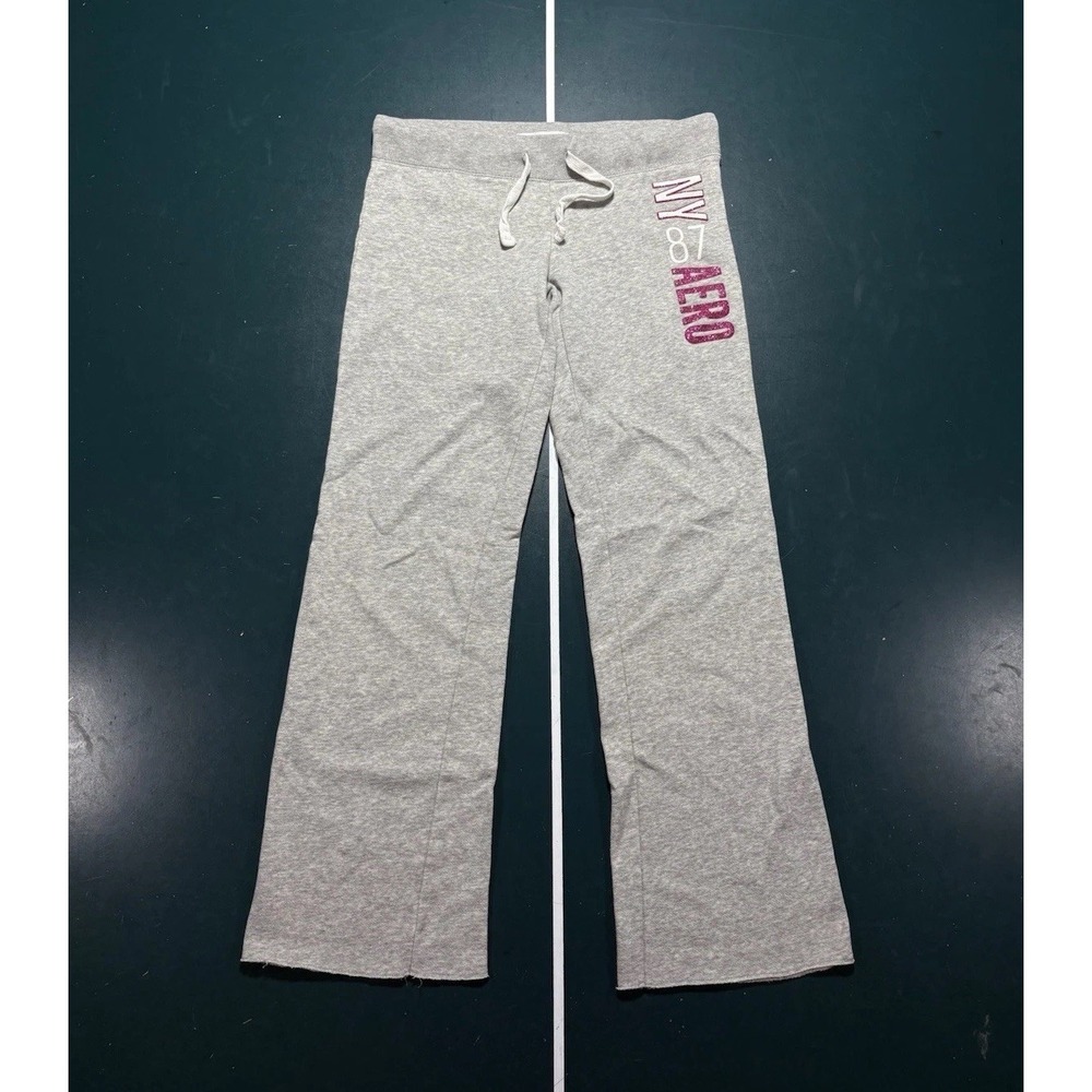 Vintage Y2K Aeropostale Sweatpants Women's Small Gray Low Rise Flare Legs Cute